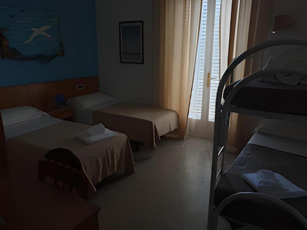 Hotel Delmare Lido di Camaiore Exterior photo